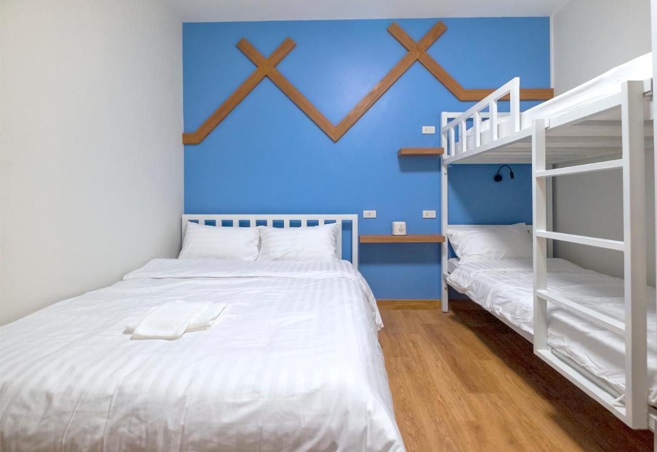 Bed Friends Poshtel *